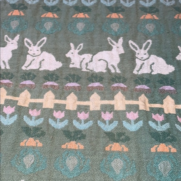 Gently LovedVintage Green and White Bunny Pattern Throw Blanket by Wilton Court - Picture 3 of 6